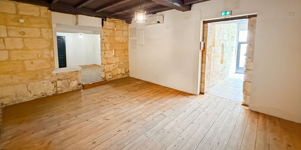 local commercial à BORDEAUX (33000)